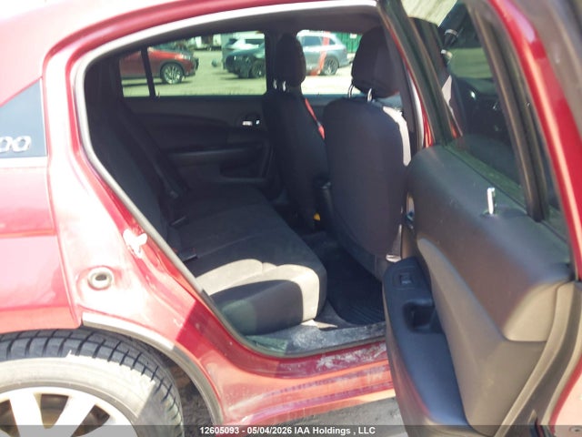 12605093 :رقم المزاد ، 1C3BC1FG6BN535628 vin ، 2011 Chrysler 200 Touring مزاد بيع