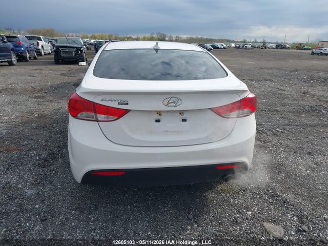 12605103 :رقم المزاد ، KMHDH6AE8DU015587 vin ، 2013 Hyundai Elantra Se مزاد بيع
