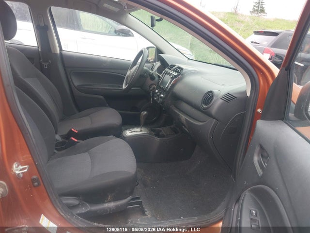 ML32A3HJ1JH001605 Mitsubishi MIRAGE ES
