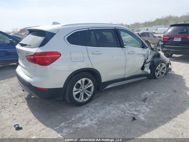 WBXHT3C35GP880103 BMW X1 Xdrive28i
