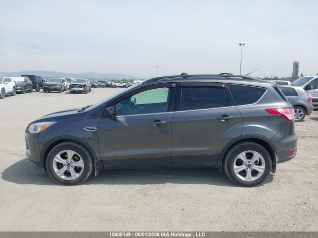 1FMCU0GX0FUB52913 Ford ESCAPE SE