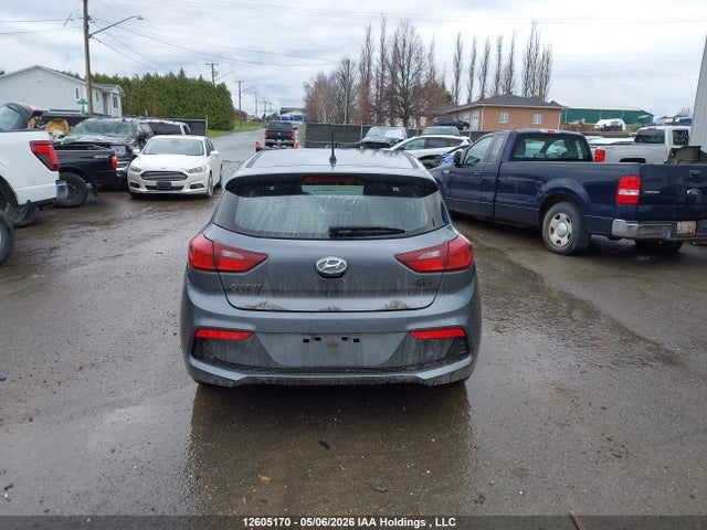 12605170 :رقم المزاد ، 3KPC25A65LE096405 vin ، 2020 Hyundai Accent Essential With Comfort Package Auto Ivt مزاد بيع