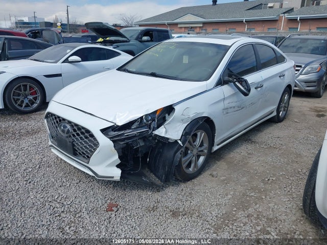 Hyundai Sonata Essential 2019 5NPE34AF5KH785936 Image 2