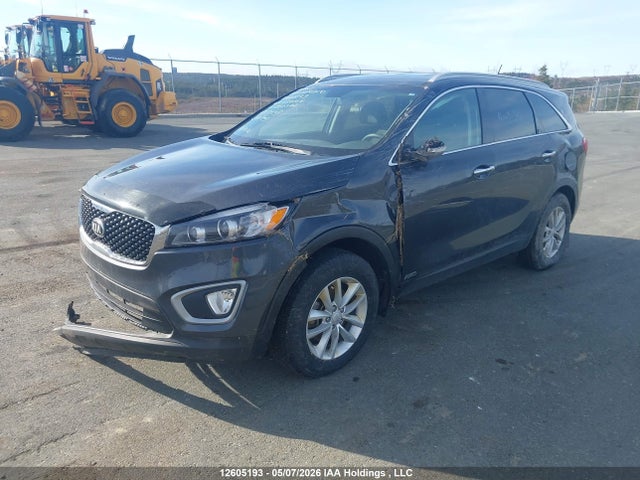 5XYPGDA30JG352372 KIA Sorento 2.4l Lx