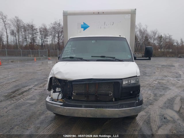 1GD374CL3F1111551 GMC Savana Cutaway 3500 1sd