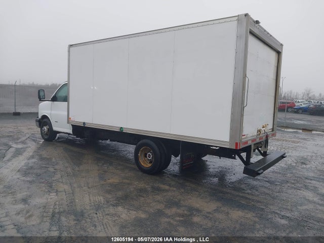 1GD374CL3F1111551 GMC Savana Cutaway 3500 1sd