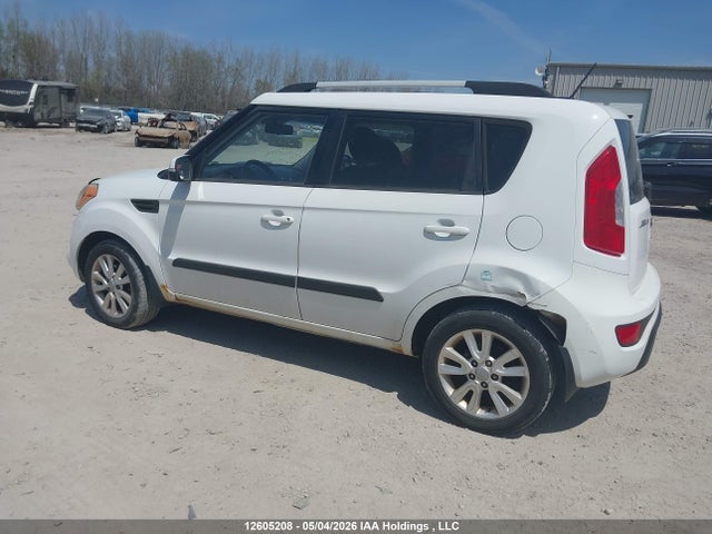 2013 Kia Soul 2.0l 2u/2.0l 4u/2.0l 4u Burner/2.0l 4u Luxury/2.0l 4u Retro მანქანა იყიდება აუქციონზე, vin: KNDJT2A6XD7768592, აუქციონის ნომერი: 12605208