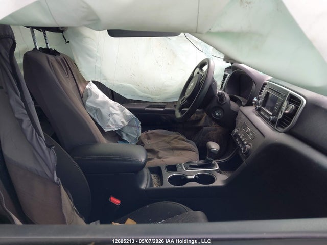 12605213 :رقم المزاد ، KNDPMCAC7J7358282 vin ، 2018 Kia Sportage Lx مزاد بيع