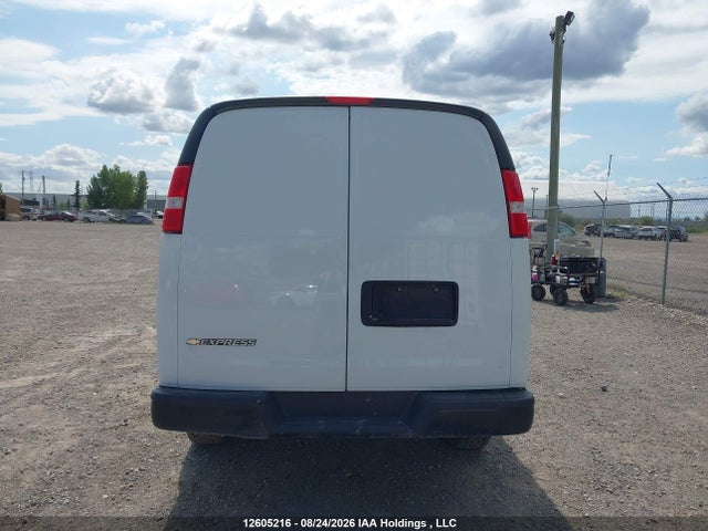 Chevrolet Express 2500 Work Van 2023 1GCWGAFP4P1142890 Image 17
