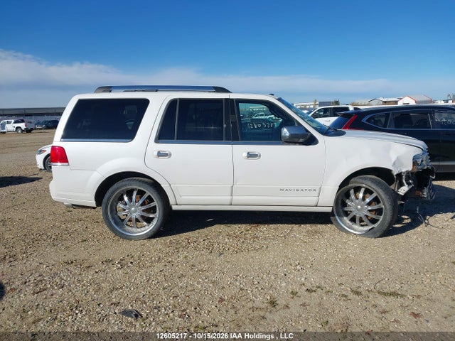 5LMJJ2JT0FEJ14526 Lincoln Navigator