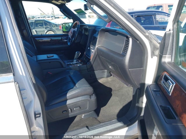 5LMJJ2JT0FEJ14526 Lincoln Navigator