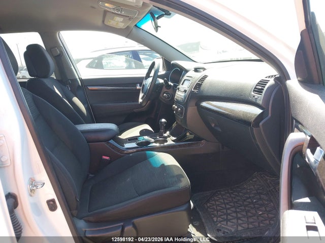 2014 Kia Sorento Lx/lx Premium/se მანქანა იყიდება აუქციონზე, vin: 5XYKTCA68EG441980, აუქციონის ნომერი: 12598192