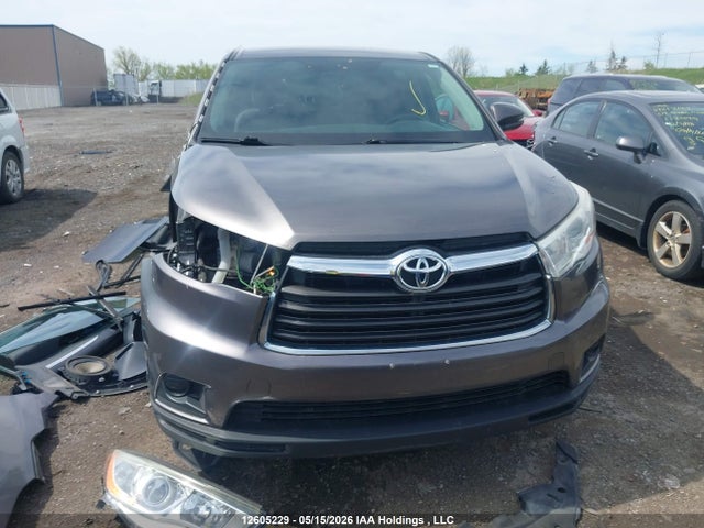 5TDBKRFH9GS300468 Toyota Highlander Le