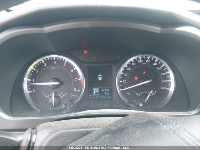 5TDBKRFH9GS300468 Toyota Highlander Le