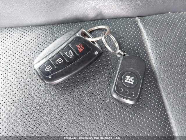 5XYZUDLA6JG532887 Hyundai Santa Fe