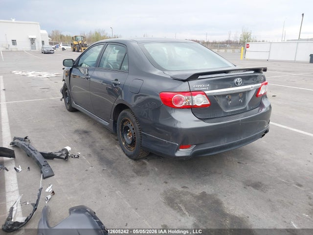 12605242 :رقم المزاد ، 2T1BU4EE7DC072687 vin ، 2013 Toyota Corolla مزاد بيع