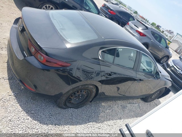 Mazda 3 Preferred 2025 JM1BPACM8S1792520 Image 13