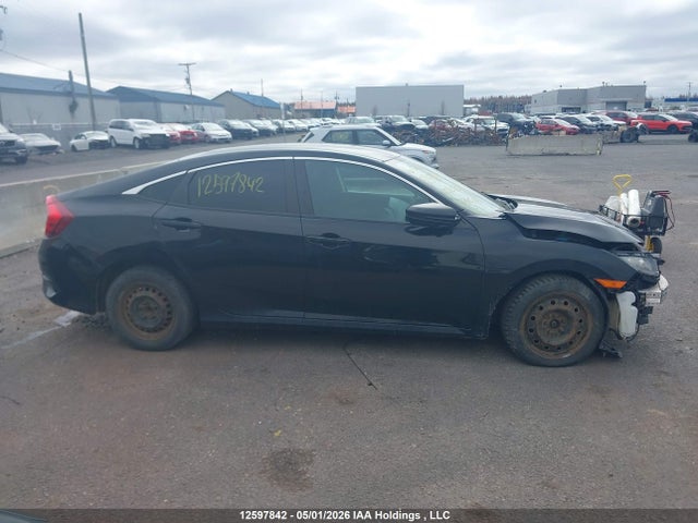 12597842 :رقم المزاد ، 2HGFC2E28GH020205 vin ، 2016 Honda Civic Dx مزاد بيع