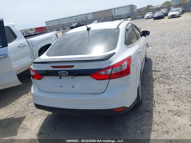 12605283 :رقم المزاد ، 1FAHP3H29CL305253 vin ، 2012 Ford Focus مزاد بيع