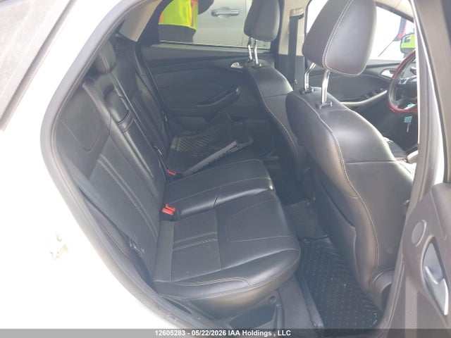12605283 :رقم المزاد ، 1FAHP3H29CL305253 vin ، 2012 Ford Focus مزاد بيع
