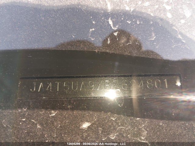 JA4T5UA9XRZ624801 Mitsubishi Outlander Es