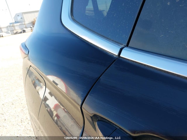 JA4T5UA9XRZ624801 Mitsubishi Outlander Es