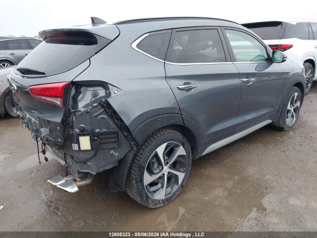 KM8J3CA2XHU418370 Hyundai Tucson Ultimate
