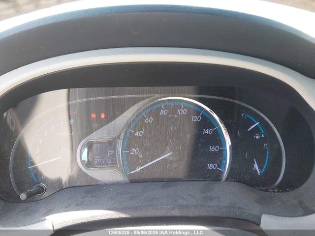 12605325 :رقم المزاد ، 5TDYK3DC9BS013526 vin ، 2011 Toyota Sienna Xle 7 Passenger مزاد بيع