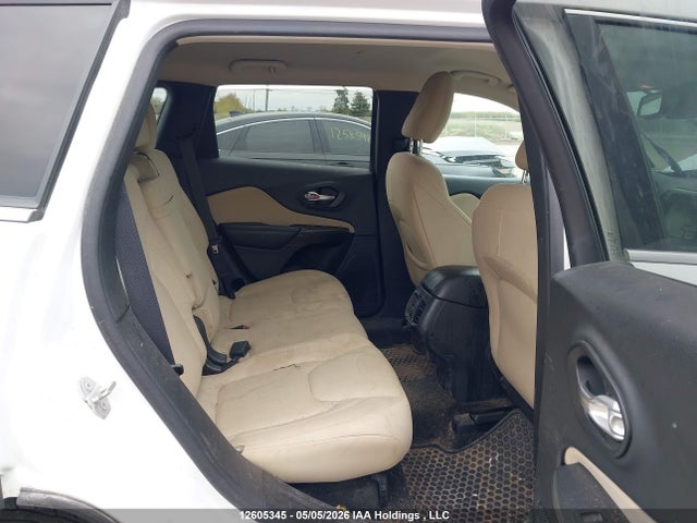 Auction sale of the 2015 Jeep Cherokee Latitude, vin: 1C4PJMCB5FW741427, lot number: 12605345