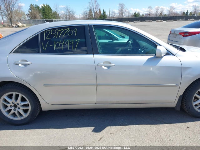 2010 Toyota Camry Le მანქანა იყიდება აუქციონზე, vin: 4T1BF3EK2AU104997, აუქციონის ნომერი: 12597709