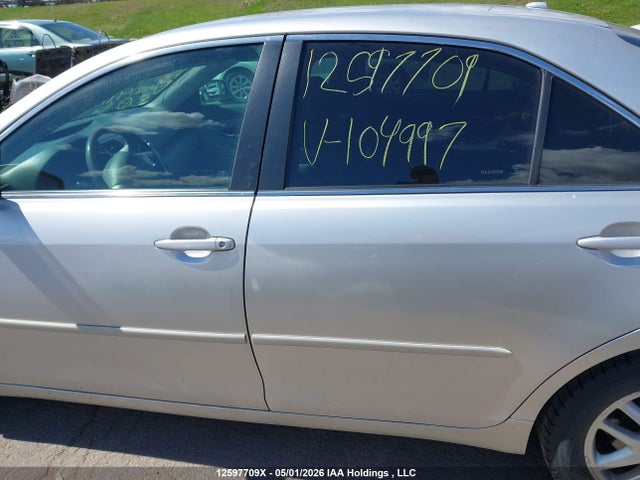 2010 Toyota Camry Le მანქანა იყიდება აუქციონზე, vin: 4T1BF3EK2AU104997, აუქციონის ნომერი: 12597709