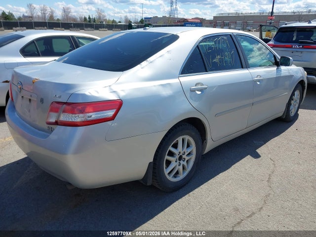 2010 Toyota Camry Le მანქანა იყიდება აუქციონზე, vin: 4T1BF3EK2AU104997, აუქციონის ნომერი: 12597709