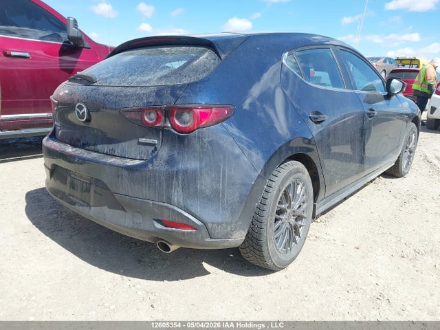 JM1BPBLM3P1615354 Mazda 3 Preferred