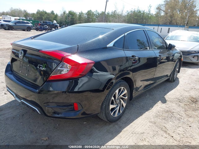 Продаж на аукціоні авто 2018 Honda Civic, vin: 2HGFC2F62JH025666, номер лоту: 12605358