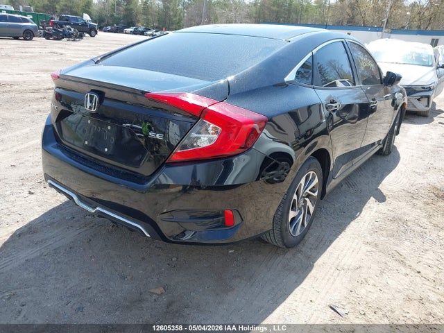 Продаж на аукціоні авто 2018 Honda Civic, vin: 2HGFC2F62JH025666, номер лоту: 12605358