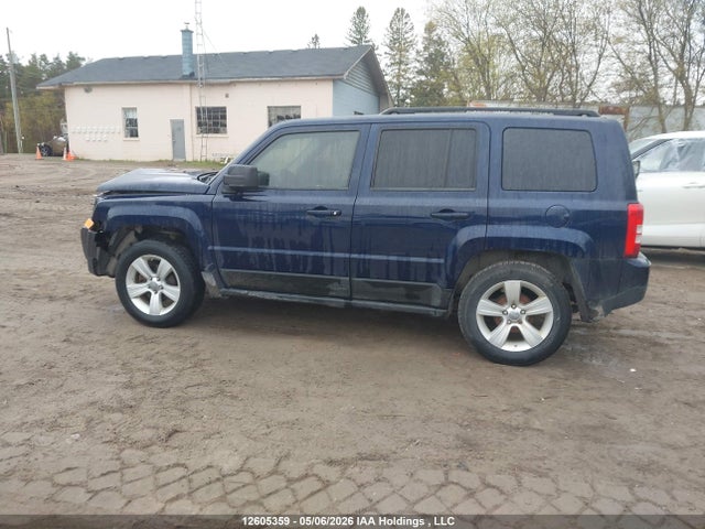 12605359 :رقم المزاد ، 1C4NJPAB2CD647394 vin ، 2012 Jeep Patriot Sport/north مزاد بيع