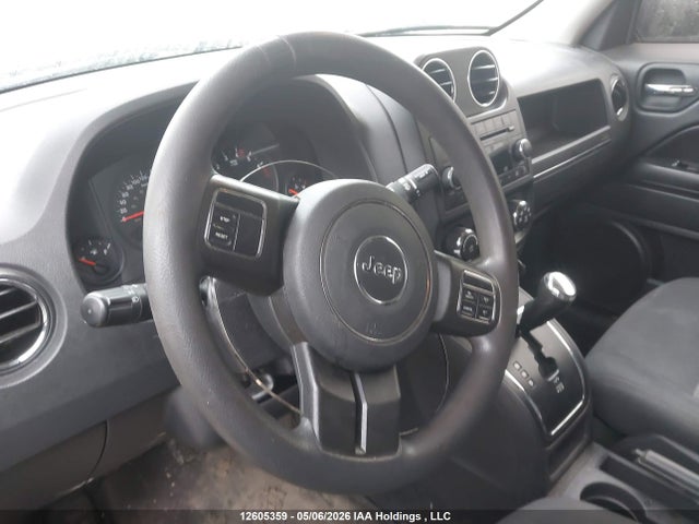 12605359 :رقم المزاد ، 1C4NJPAB2CD647394 vin ، 2012 Jeep Patriot Sport/north مزاد بيع
