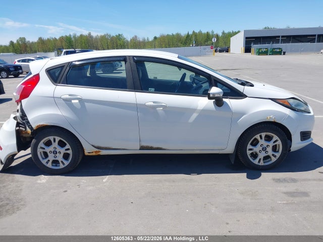 2015 Ford Fiesta Se მანქანა იყიდება აუქციონზე, vin: 3FADP4EJXFM209764, აუქციონის ნომერი: 12605363