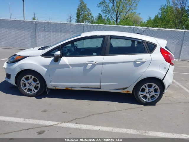 2015 Ford Fiesta Se მანქანა იყიდება აუქციონზე, vin: 3FADP4EJXFM209764, აუქციონის ნომერი: 12605363