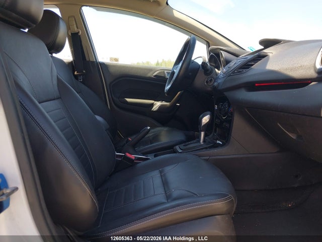 2015 Ford Fiesta Se მანქანა იყიდება აუქციონზე, vin: 3FADP4EJXFM209764, აუქციონის ნომერი: 12605363