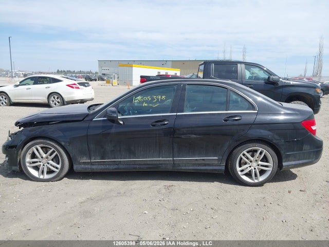 12605398 :رقم المزاد ، WDDGF8AB8DG104248 vin ، 2013 Mercedes-benz C 300 4matic مزاد بيع