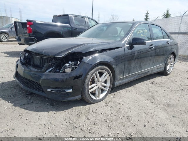 12605398 :رقم المزاد ، WDDGF8AB8DG104248 vin ، 2013 Mercedes-benz C 300 4matic مزاد بيع