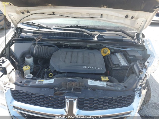 2C4RDGBG5FR746831 Dodge Grand Caravan Se/sxt
