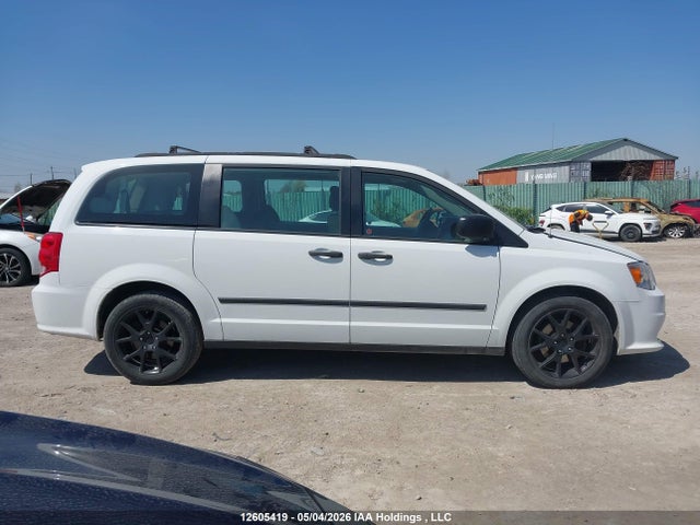 2C4RDGBG5FR746831 Dodge Grand Caravan Se/sxt