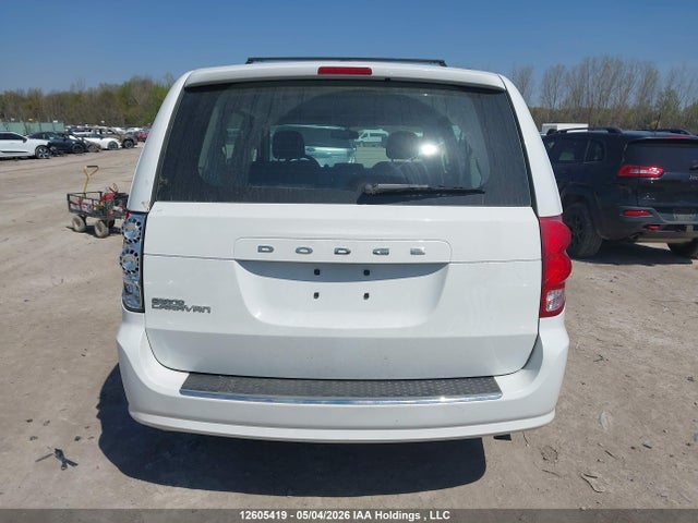 2C4RDGBG5FR746831 Dodge Grand Caravan Se/sxt