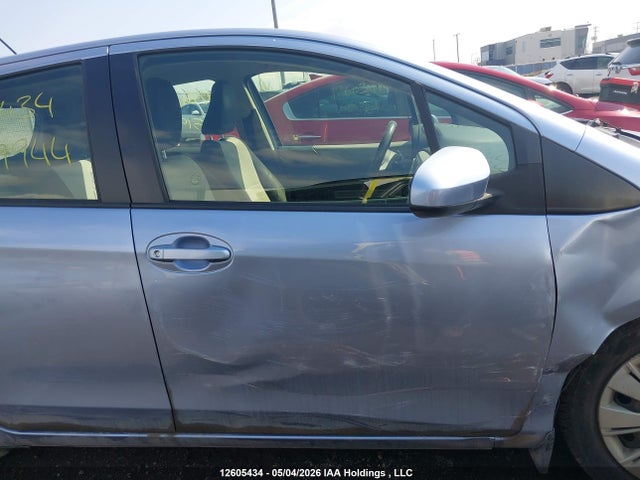 12605434 :رقم المزاد ، JTDKTUD37CD519944 vin ، 2012 Toyota Yaris مزاد بيع