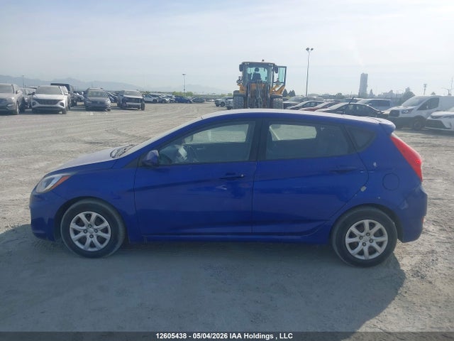 2013 Hyundai Accent Gl მანქანა იყიდება აუქციონზე, vin: KMHCT5AE1DU109296, აუქციონის ნომერი: 12605438