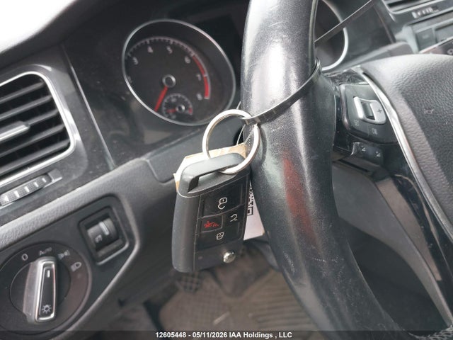 3VWB17AU0JM256621 Volkswagen Golf 1.8 Tsi Comfortline/1.8 Tsi Highline/1.8 Tsi Trendline