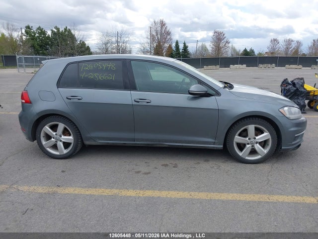 3VWB17AU0JM256621 Volkswagen Golf 1.8 Tsi Comfortline/1.8 Tsi Highline/1.8 Tsi Trendline
