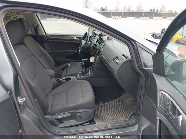 3VWB17AU0JM256621 Volkswagen Golf 1.8 Tsi Comfortline/1.8 Tsi Highline/1.8 Tsi Trendline